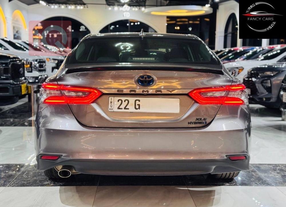 تۆیۆتا کامری